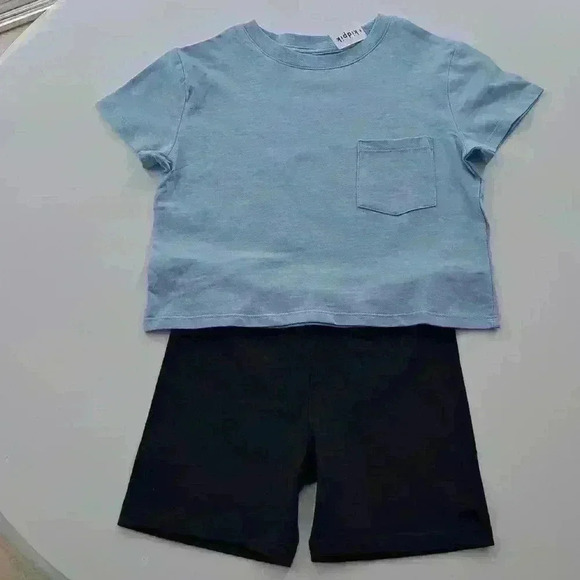 KIDPIK Pocket tee and pull-on short set - Picture 1 of 9